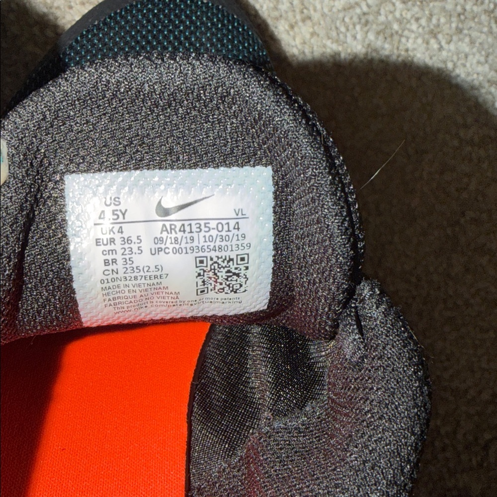 Nike Downshifter Kids Sneakers Black Blue Yellow Size 4.5 - Picture 7 of 7
